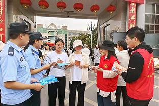 福克斯谈赛季新高6次失误：是我的问题 我应该把球控制得更好